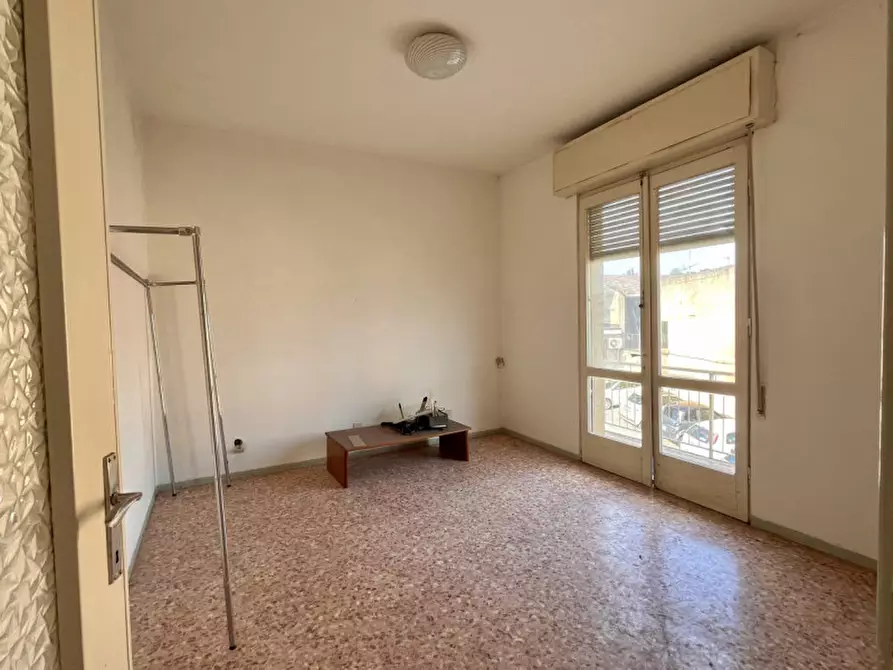 Immagine 7 di Palazzo in vendita  in Via Francesco Bianchi a Calcinato