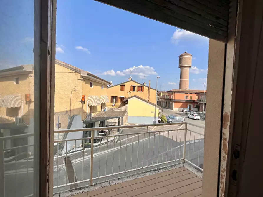 Immagine 8 di Palazzo in vendita  in Via Francesco Bianchi a Calcinato