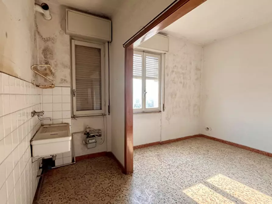 Immagine 14 di Palazzo in vendita  in Via Francesco Bianchi a Calcinato