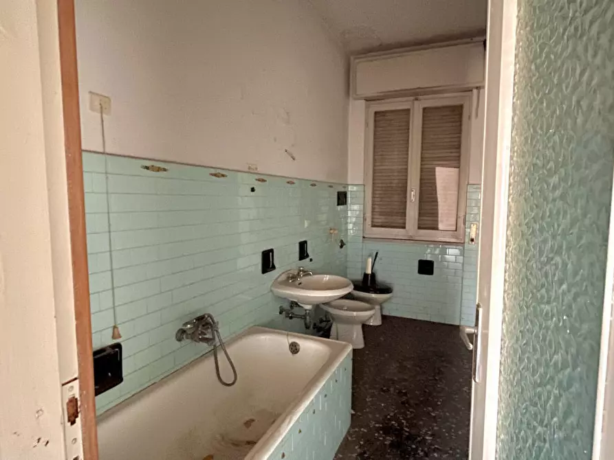 Immagine 20 di Palazzo in vendita  in Via Francesco Bianchi a Calcinato