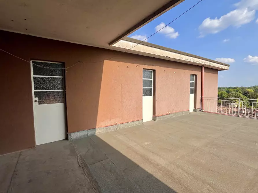 Immagine 26 di Palazzo in vendita  in Via Francesco Bianchi a Calcinato