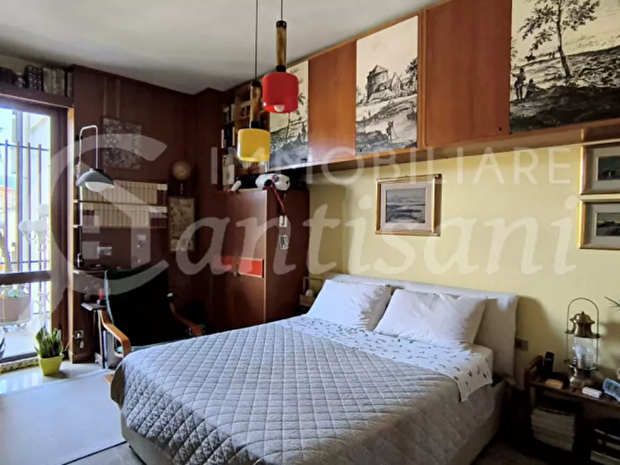 Immagine 14 di Appartamento in vendita  in Via del Pino a Firenze