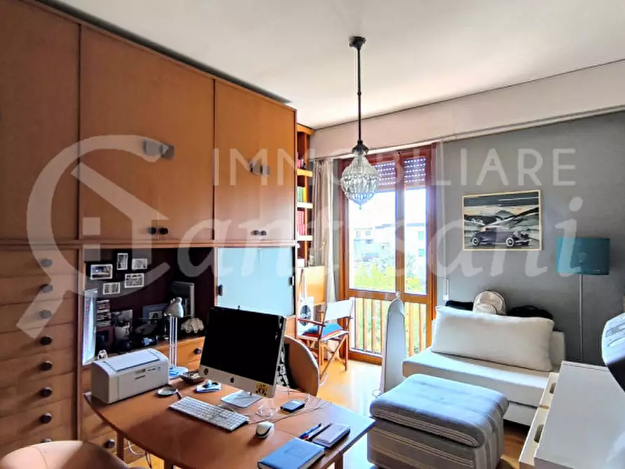 Immagine 16 di Appartamento in vendita  in Via del Pino a Firenze