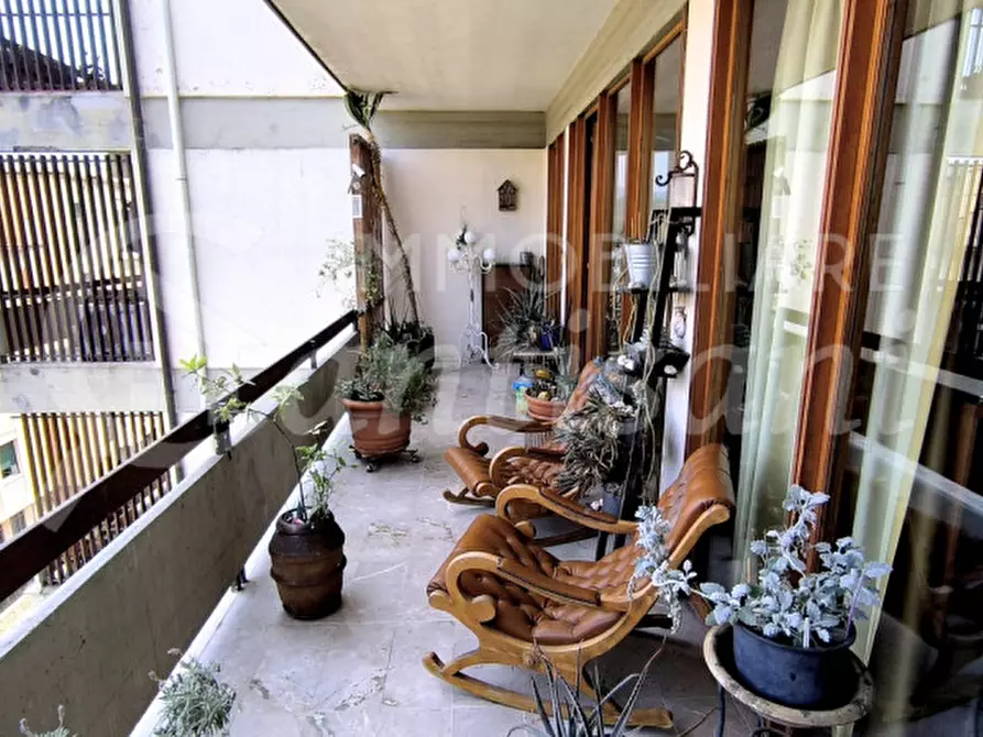 Immagine 25 di Appartamento in vendita  in Via del Pino a Firenze