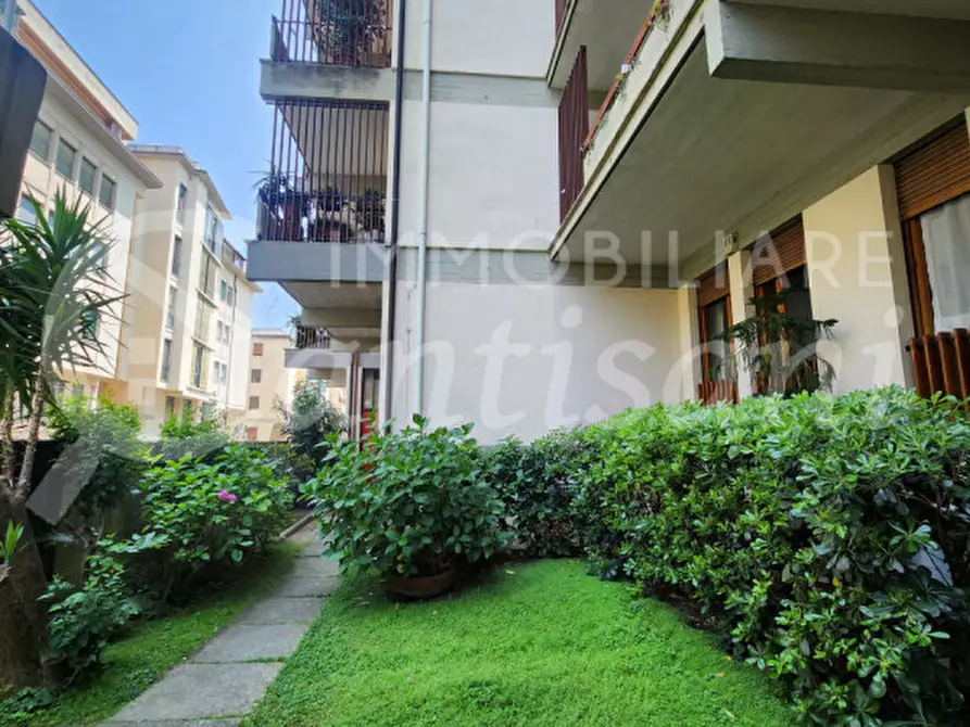 Immagine 31 di Appartamento in vendita  in Via del Pino a Firenze