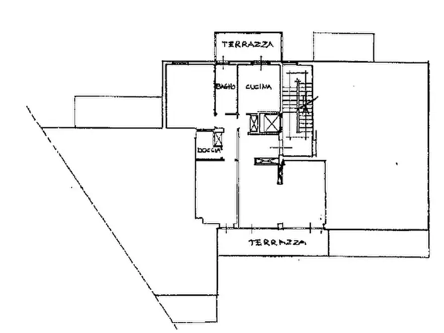 Immagine 32 di Appartamento in vendita  in Via del Pino a Firenze