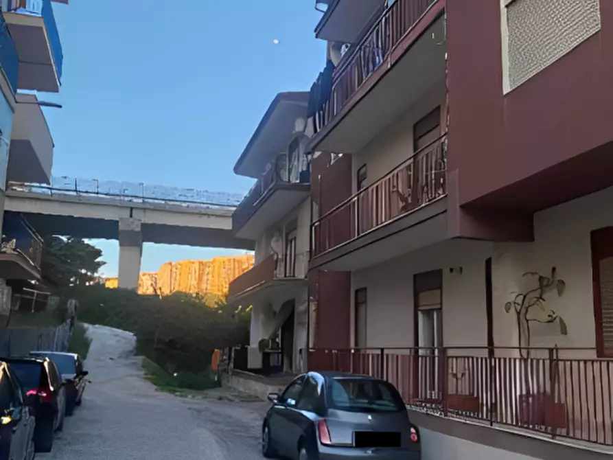 Immagine 16 di Appartamento in vendita  in Via Giulio Cesare, 18 a Sciacca