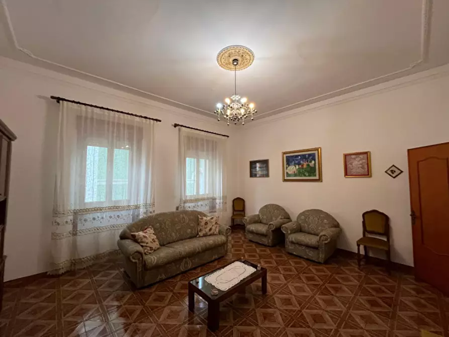 Immagine 2 di Casa indipendente in vendita  in Via Alessandro Manzoni a Parabita