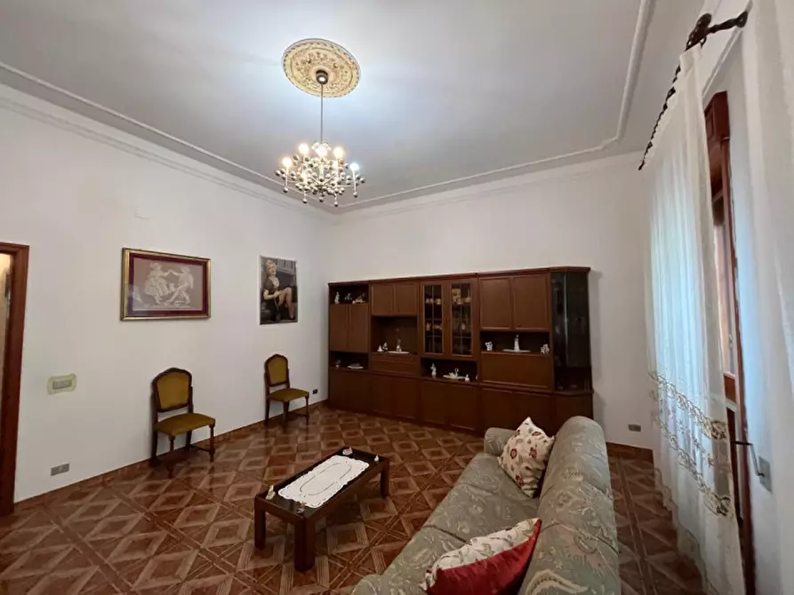 Immagine 4 di Casa indipendente in vendita  in Via Alessandro Manzoni a Parabita