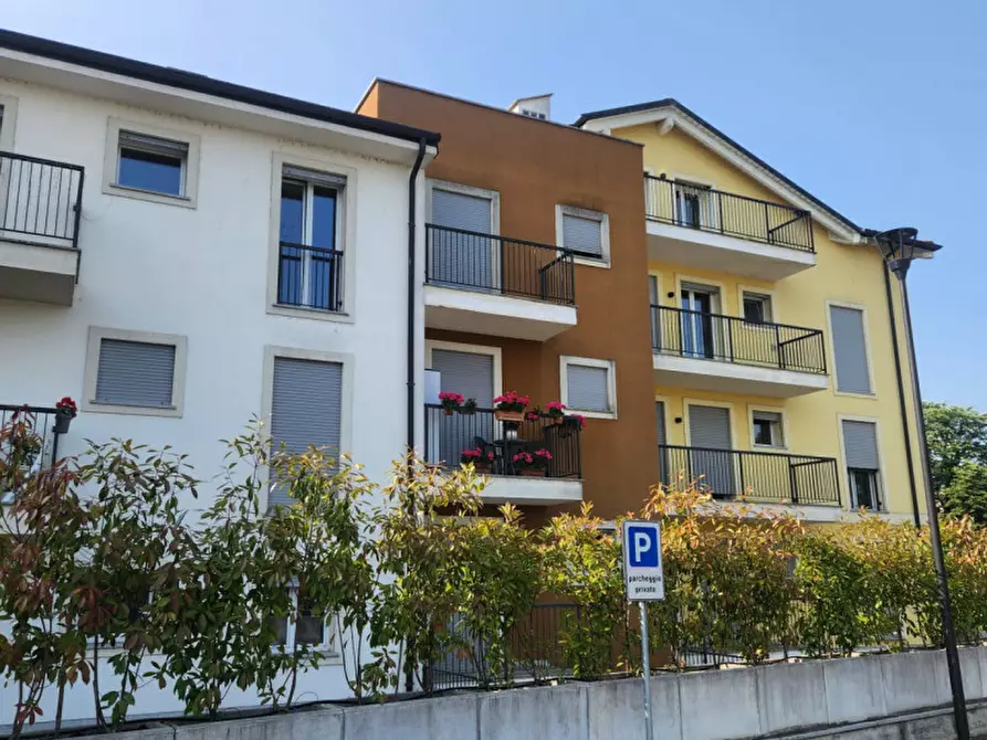 Immagine 14 di Appartamento in vendita  in Via Console Marcello a Casteggio