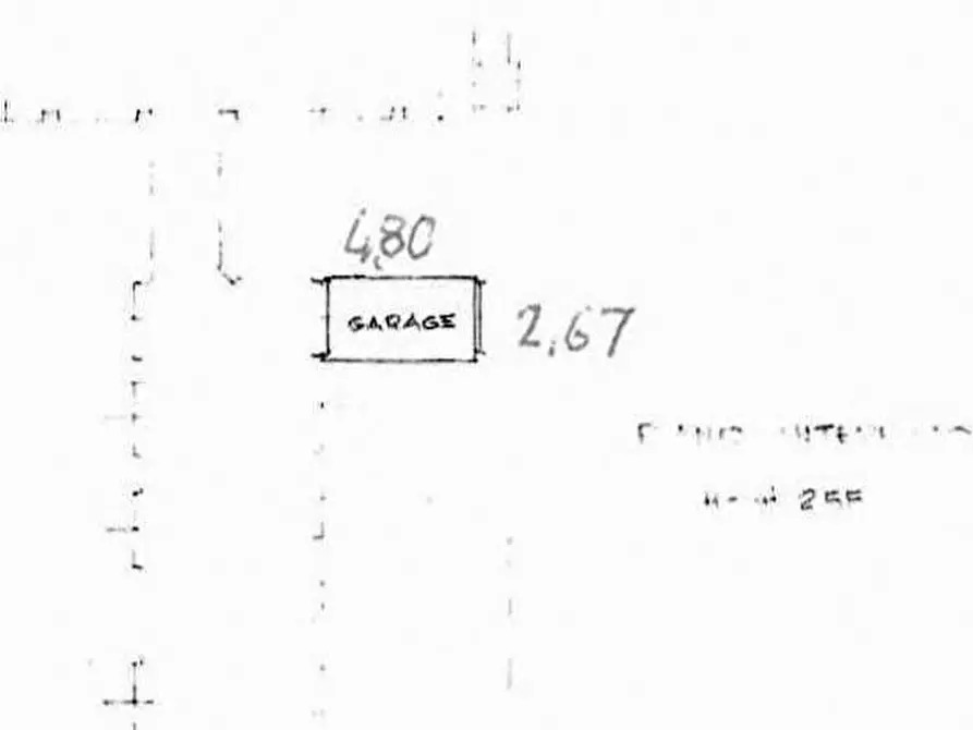 Immagine 2 di Garage in vendita  in via Paolo Thaon di Revel a Padova