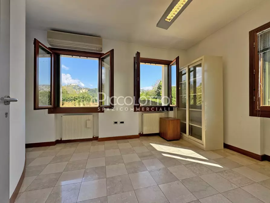 Immagine 4 di Ufficio in vendita  in via Manin a Asolo