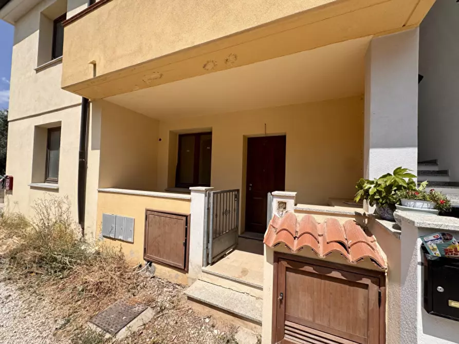 Immagine 1 di Appartamento in vendita  in Via Padre Massimiliano Kolbe a Siniscola