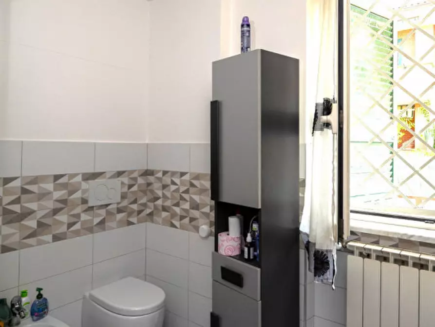 Immagine 19 di Villa in vendita  in via francesco del furia a Roma