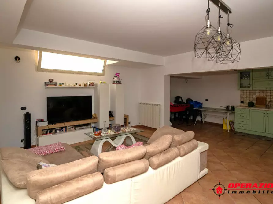 Immagine 25 di Villa in vendita  in via francesco del furia a Roma