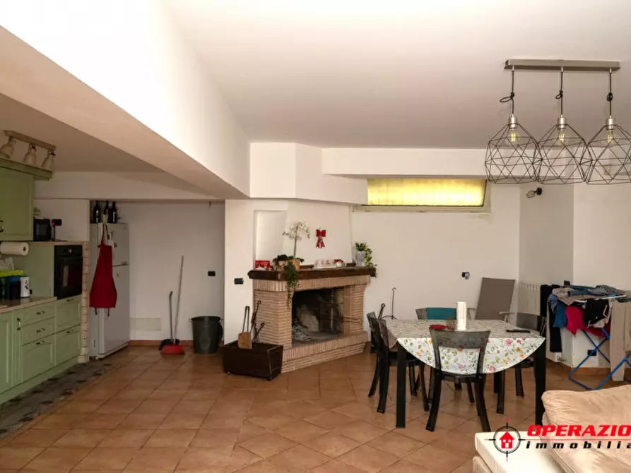 Immagine 26 di Villa in vendita  in via francesco del furia a Roma