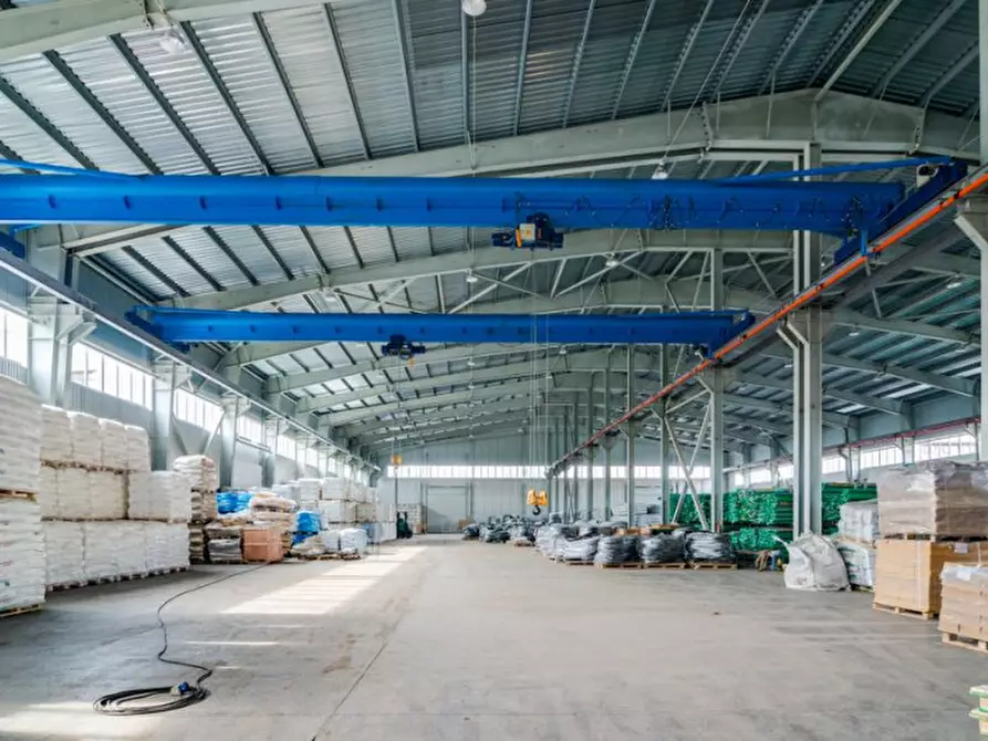 Immagine 3 di Capannone industriale in vendita  in via Flavio Gioia a Verona