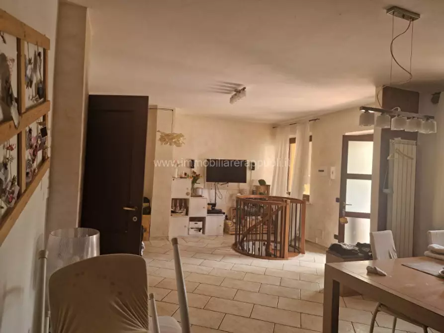 Immagine 10 di Appartamento in vendita  a Foiano Della Chiana