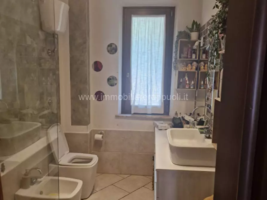 Immagine 16 di Appartamento in vendita  a Foiano Della Chiana