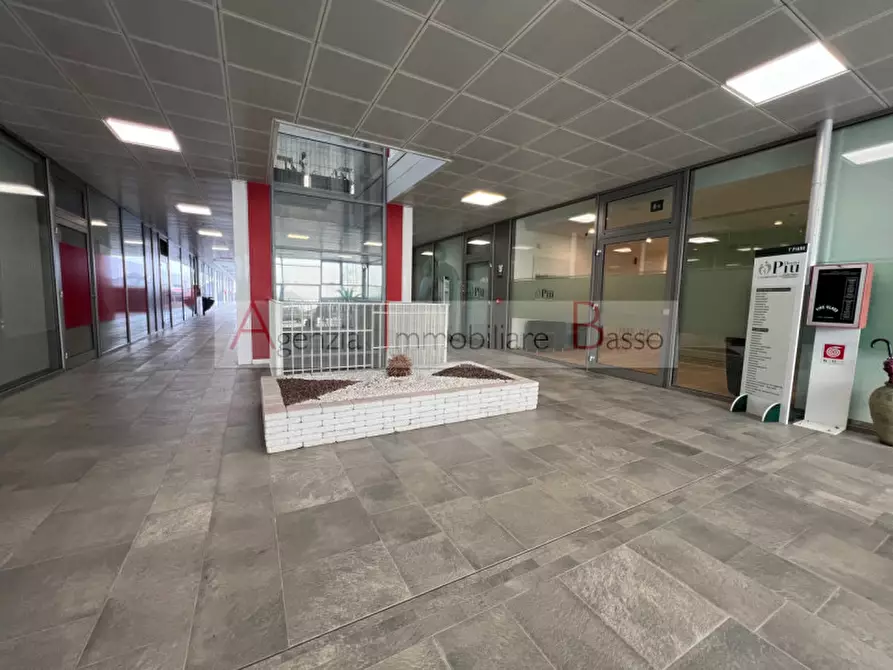 Immagine 12 di Ufficio in vendita  in VIA ANTONIO CECCON a Loreggia