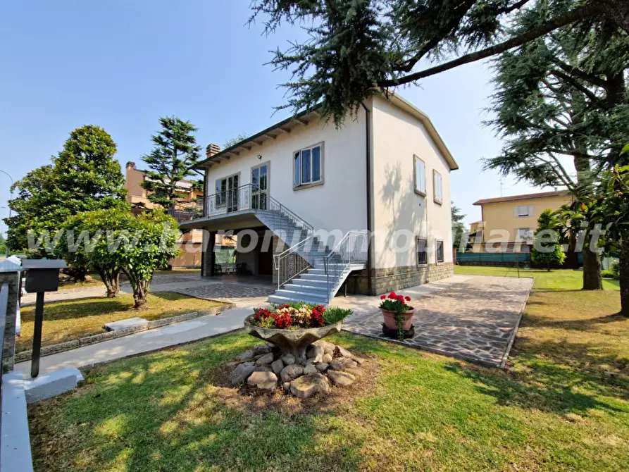 Immagine 6 di Villa in vendita  in Via Salvador Allende, 11 a Valsamoggia