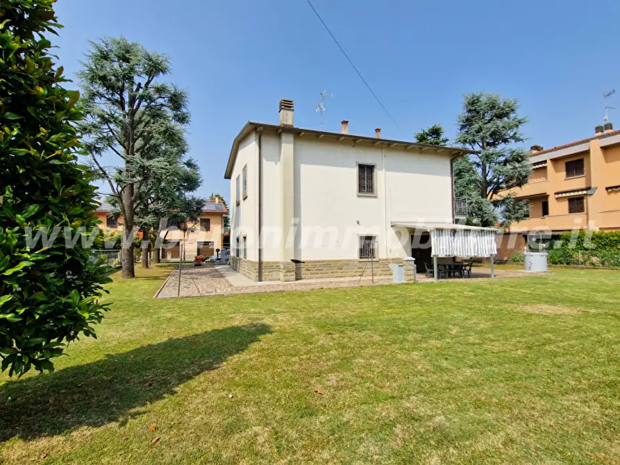 Immagine 31 di Villa in vendita  in Via Salvador Allende, 11 a Valsamoggia