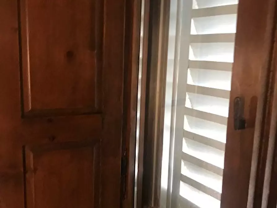 Immagine 13 di Villa in vendita  a Urbino