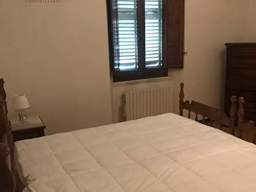 Immagine 23 di Villa in vendita  a Urbino