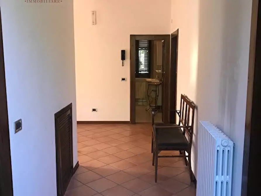 Immagine 32 di Villa in vendita  a Urbino