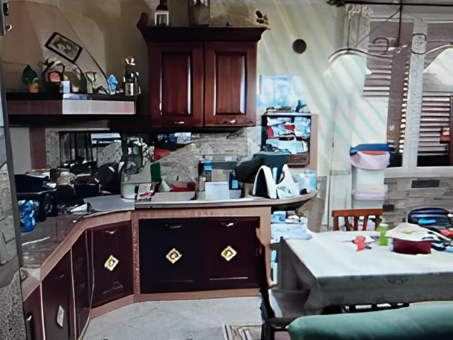 Immagine 4 di Villa in vendita  in Via Volturno, 15 a Bagheria