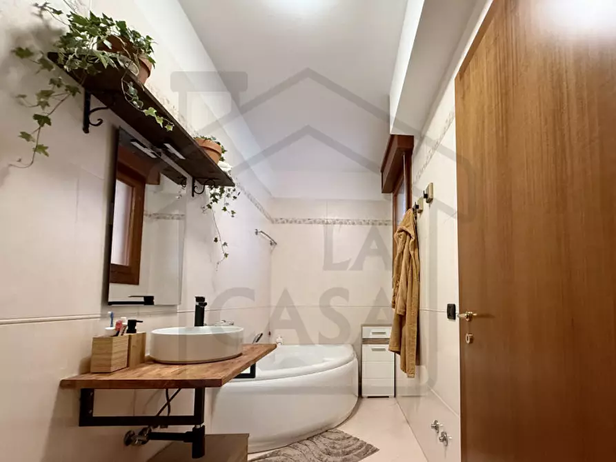 Immagine 8 di Appartamento in vendita  in Via Capitolina a Montegrotto Terme