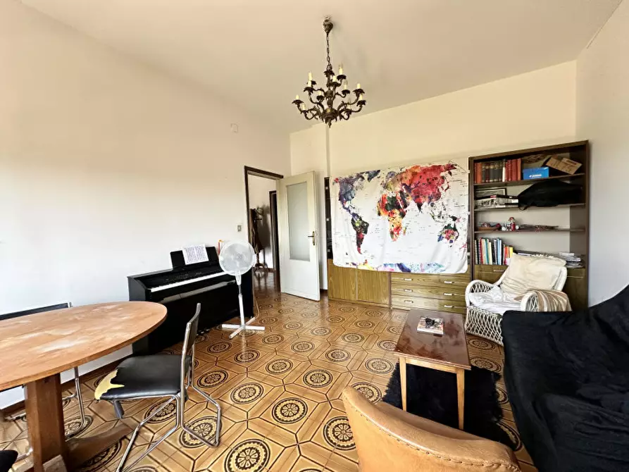 Immagine 8 di Appartamento in vendita  a Perugia