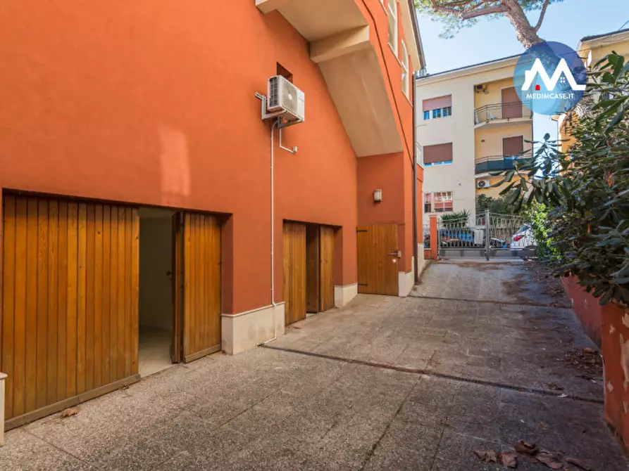 Immagine 31 di Casa bifamiliare in vendita  in via Faggi 30 a Pesaro