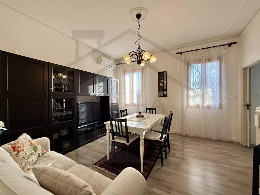 Immagine 11 di Casa indipendente in vendita  in Via Bacchiglione a Montegrotto Terme