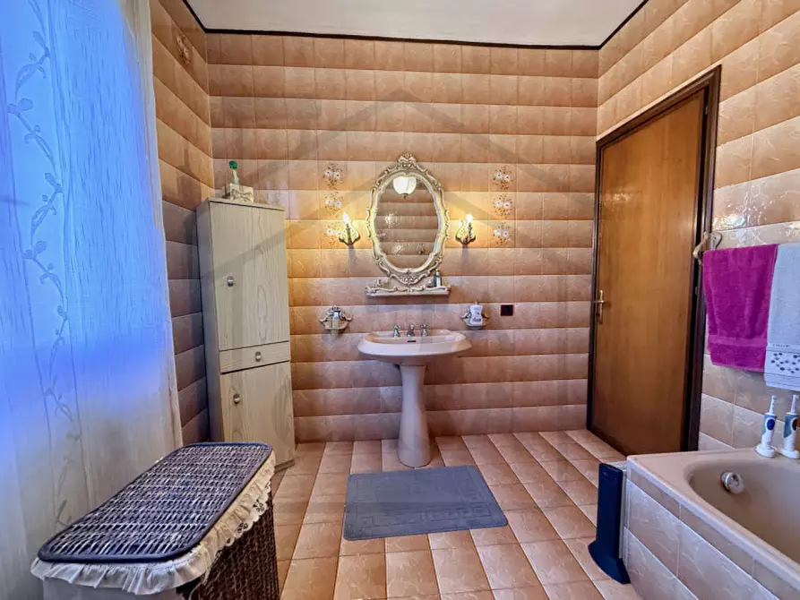 Immagine 52 di Casa indipendente in vendita  in Via Bacchiglione a Montegrotto Terme