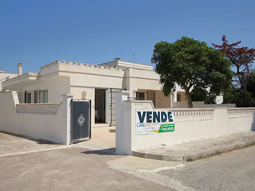 Immagine 1 di Casa indipendente in vendita  in Lungomare Ionio a Ugento