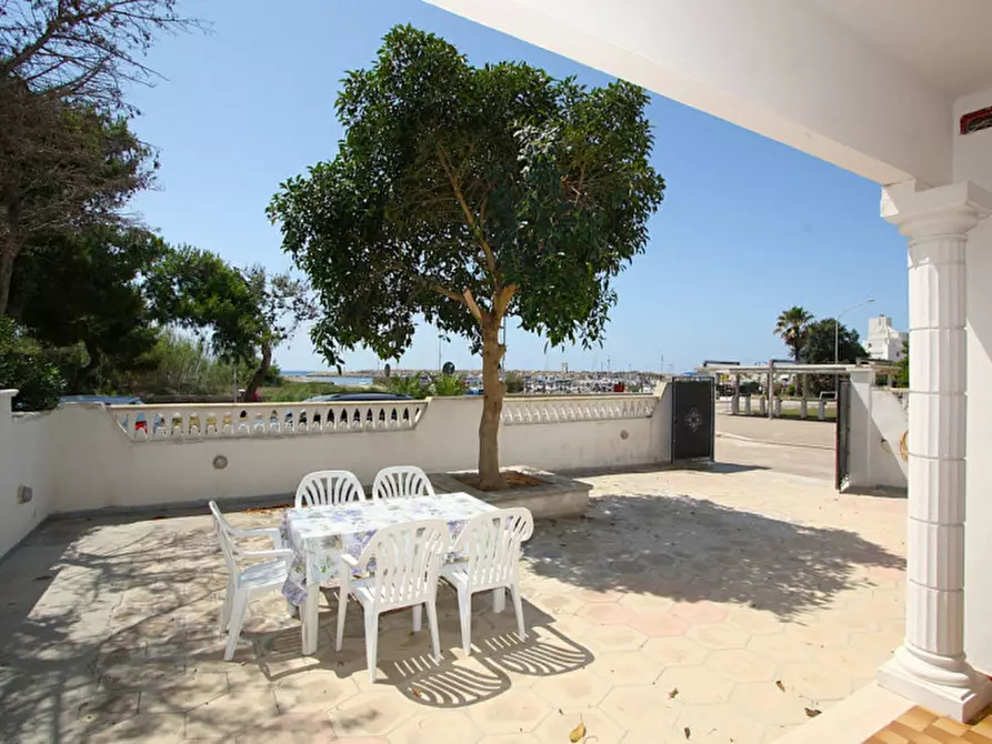 Immagine 2 di Casa indipendente in vendita  in Lungomare Ionio a Ugento