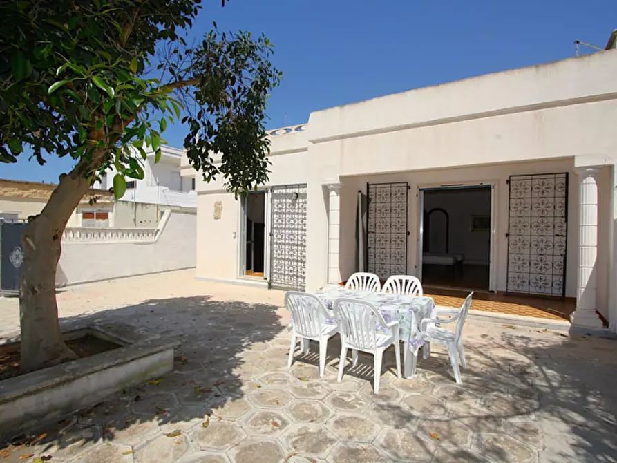 Immagine 9 di Casa indipendente in vendita  in Lungomare Ionio a Ugento