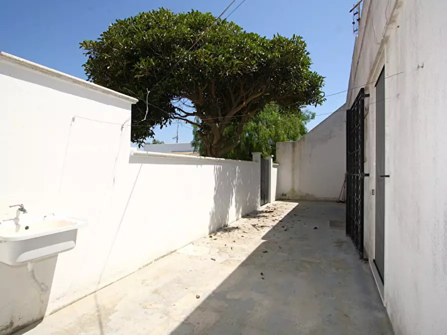 Immagine 22 di Casa indipendente in vendita  in Lungomare Ionio a Ugento