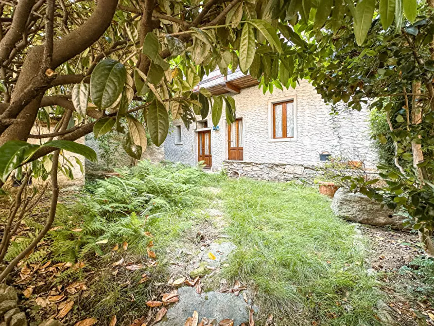 Immagine 3 di Villetta a schiera in vendita  in via centrale n 5 a Oggebbio