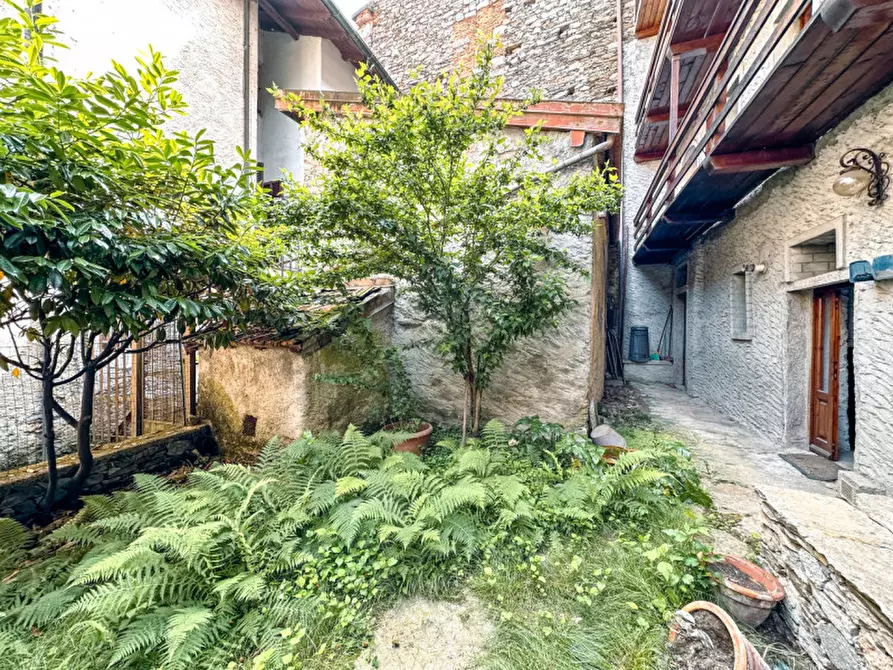 Immagine 29 di Villetta a schiera in vendita  in via centrale n 5 a Oggebbio