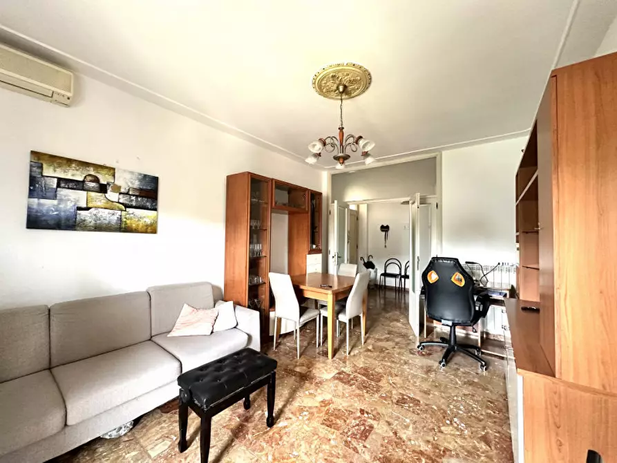 Immagine 4 di Appartamento in vendita  a Perugia