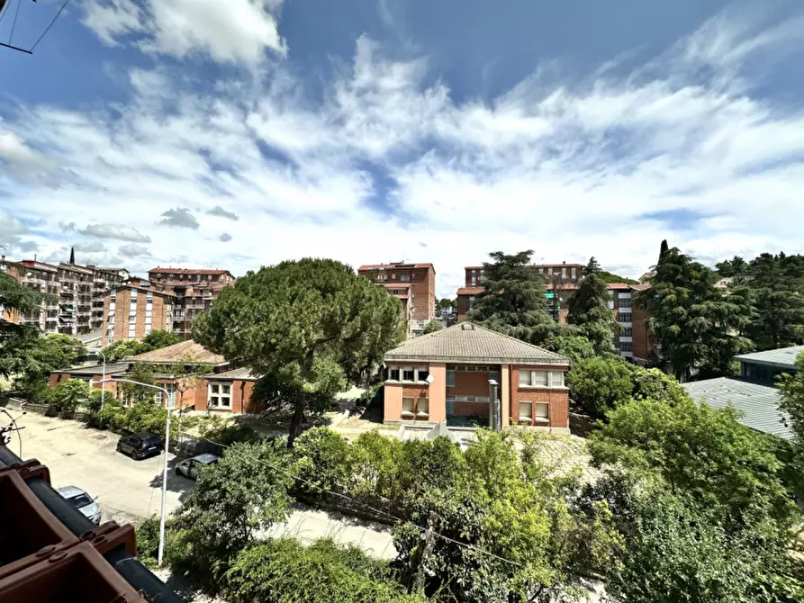 Immagine 7 di Appartamento in vendita  a Perugia