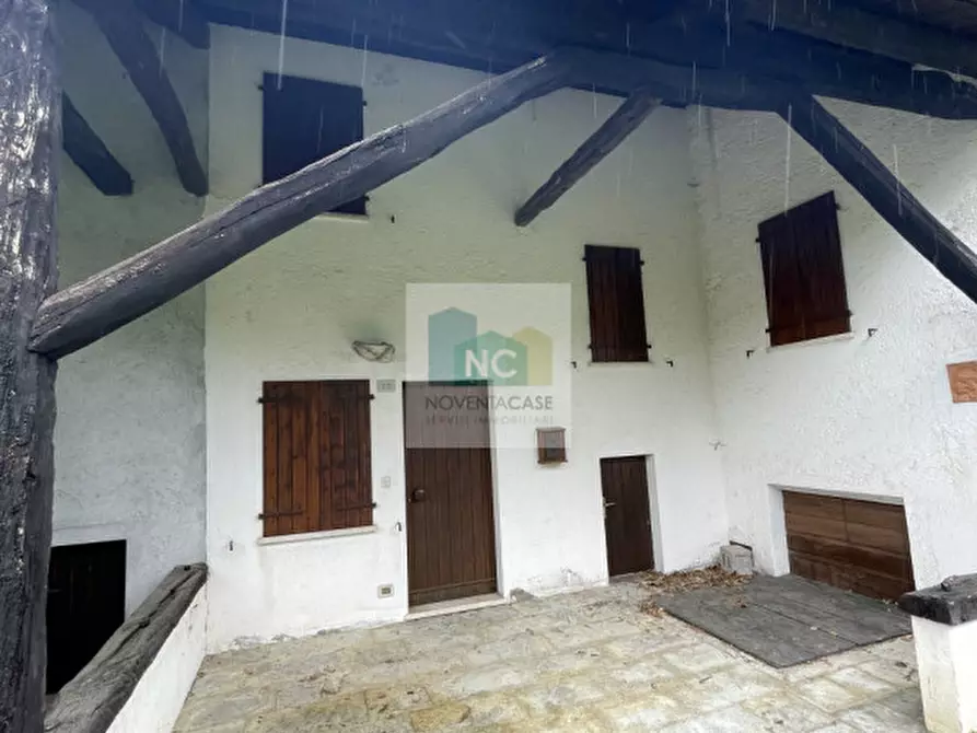 Immagine 1 di Casa bifamiliare in vendita  in via bolago 119 a Sedico
