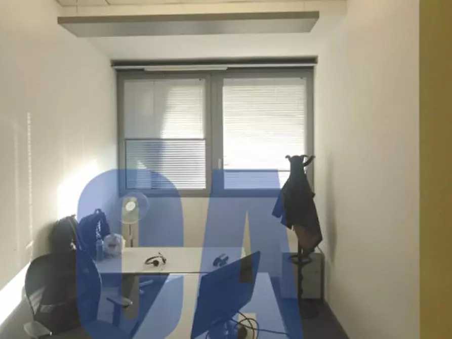 Immagine 2 di Ufficio in affitto  in VIA RUCELLAI BERNARDO a Milano
