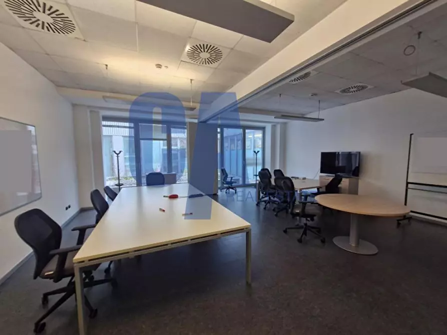 Immagine 22 di Ufficio in affitto  in VIA RUCELLAI BERNARDO a Milano