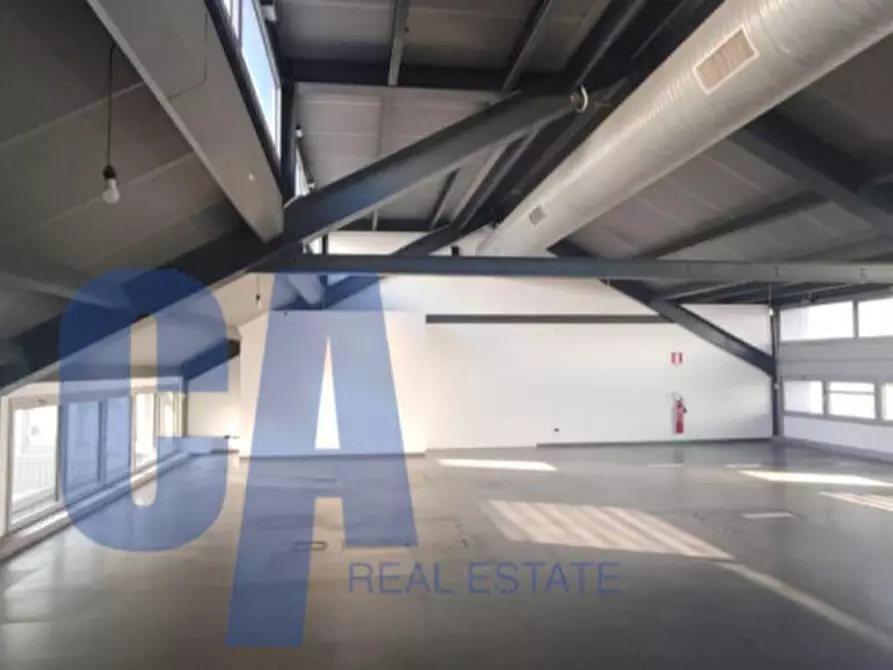 Immagine 8 di Ufficio in affitto  in VIA RUCELLAI BERNARDO a Milano