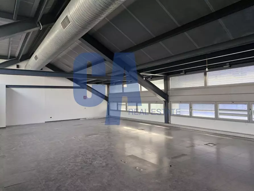 Immagine 16 di Ufficio in affitto  in VIA RUCELLAI BERNARDO a Milano