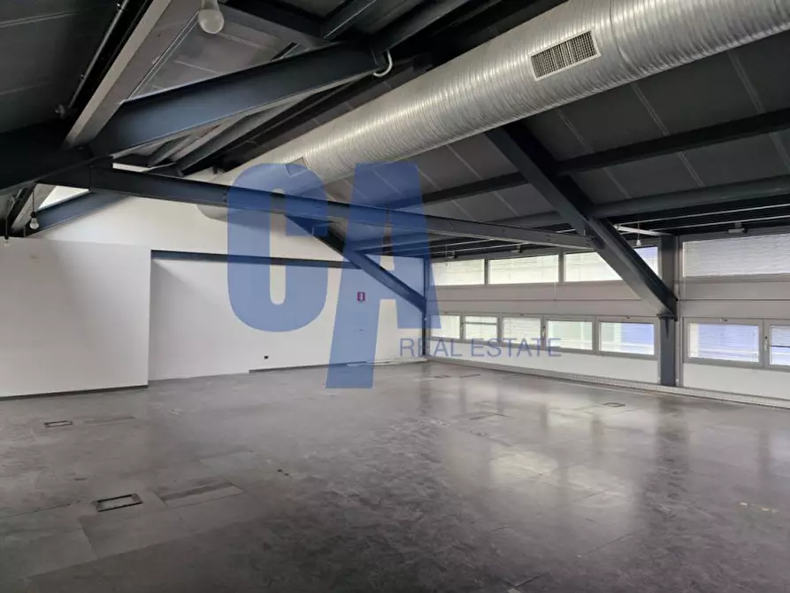 Immagine 17 di Ufficio in affitto  in VIA RUCELLAI BERNARDO a Milano