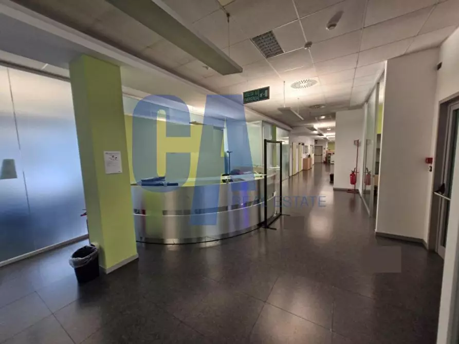 Immagine 24 di Ufficio in affitto  in VIA RUCELLAI BERNARDO a Milano